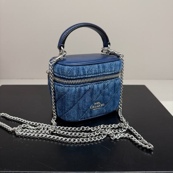 Coach Handbags - Coach CAQ00 Ava Crossbody Bag With Quilting